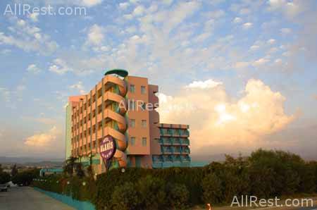 Alanis Hotel